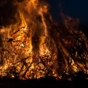 Osterfeuer...... Roland Winkler