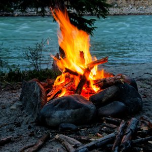 Lagerfeuer...... Wolfgang Rauchfleisch