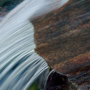 Fließendes Wasser...... Wolfgang Rauchfleisch